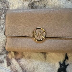 Michael Kors pebble leather wallet